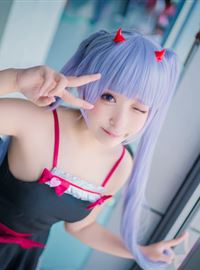 游戏系列的女主角 魔鬼Aoba动漫真人秀可爱