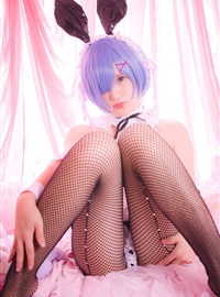 Cosplay(C95) 赤木荘 (赤木クロ) 戦うメイドの休日 (Reゼロから始める異世界生活) 2